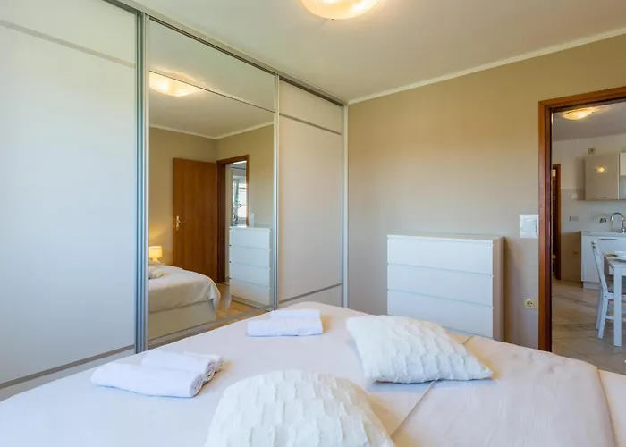 Beautiful In * Karigador